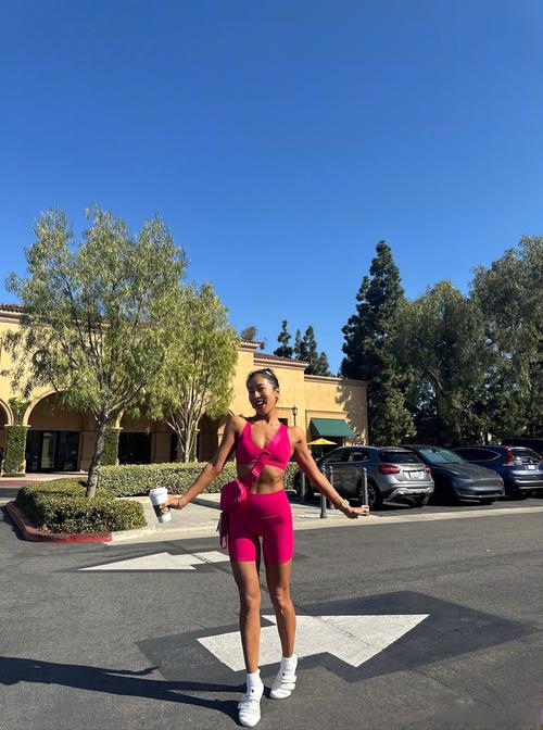 女明星为了排便_女明星大便忘没纸_女明星拉屎是什么颜色的