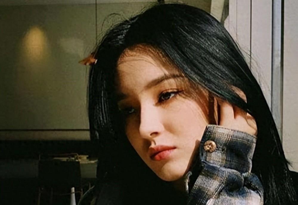 女偶像被偷拍视频曝光_韩国娱乐圈偷拍事件_女明星邪恶图片