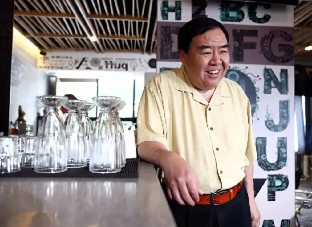 晚景凄凉的5位演员：住贫民窟，疾病缠身，在家去世无人知