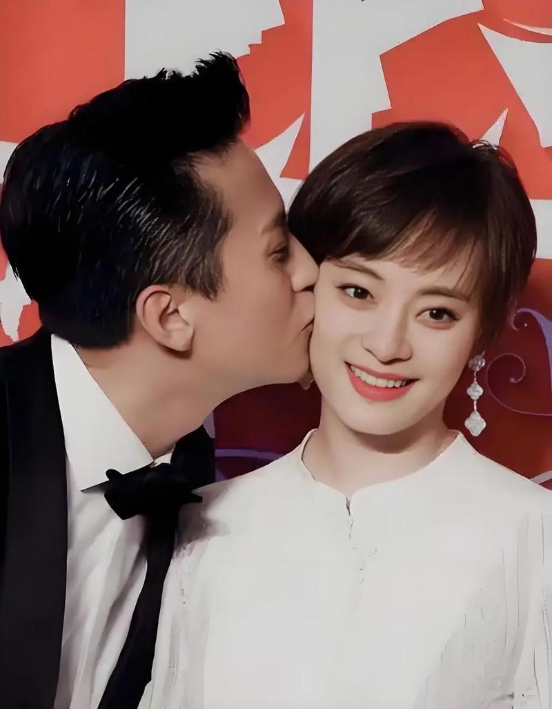 男女圈娱乐男大小姐是谁_男女圈娱乐男大小姐小说_娱乐圈男女大男小