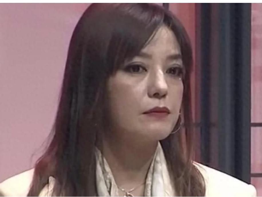 赵薇近年负面新闻_赵薇现在还在娱乐圈吗_赵薇被封杀原因深度解析